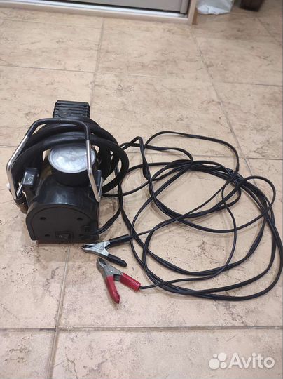 Компрессор автомобильный