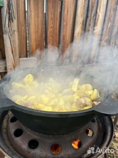 Казан чугунный с печью