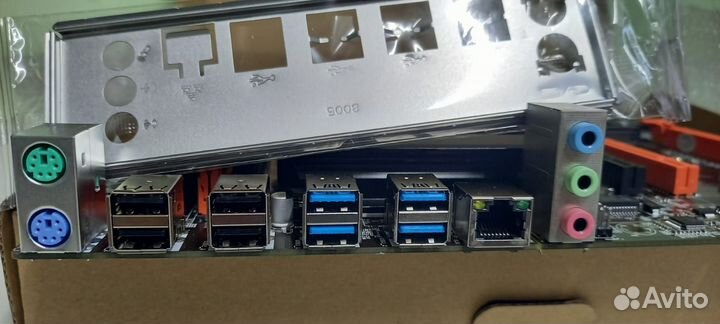 36 ядер/72 DDR4 32/64/128/256/512Gb X99 LGA2011 V3