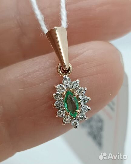 Золотая подвеска Натурал-е изумруды и бриллианты