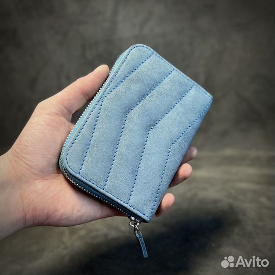 Кошелек на молнии из кожи женский