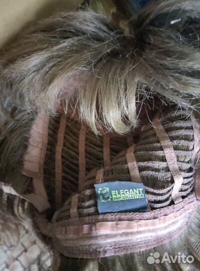 Парик женский