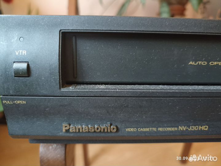 Видеомагнитофон panasonic NV-J30EE