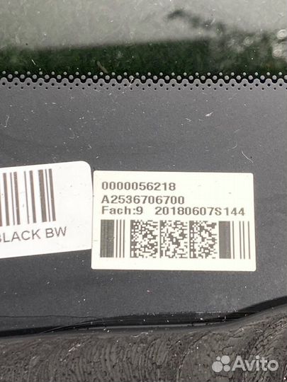 Форточка двери задняя левая Mercedes-Benz