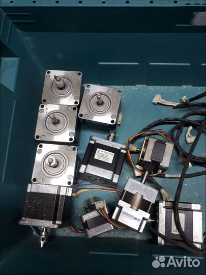 Шаговые двигателя