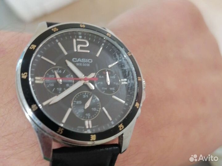Часы мужские casio бу