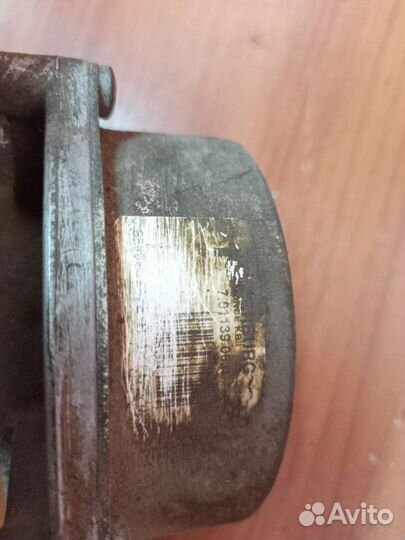 Насос вакуумный Nissan Pathfinder R51 3.0 2012