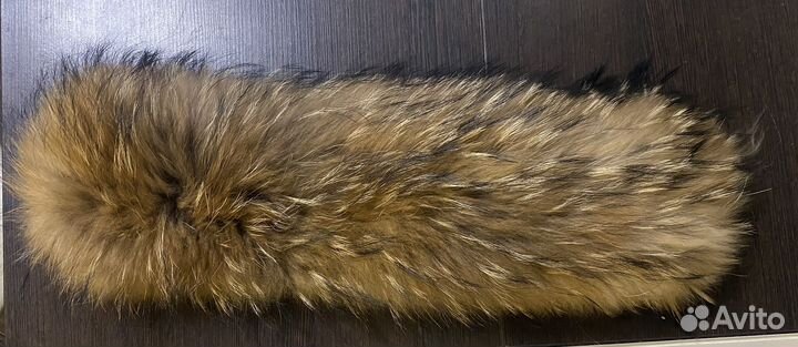 Воротник из натурального меха енот, чернобурка