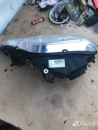 Фара renault logan 2010