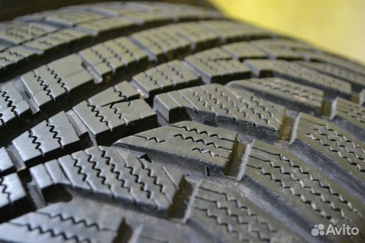 Hankook Winter I'Cept Evo2 W320 245/45 R17