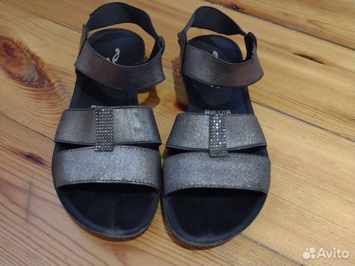 Сандалии для девочки.Размер 36