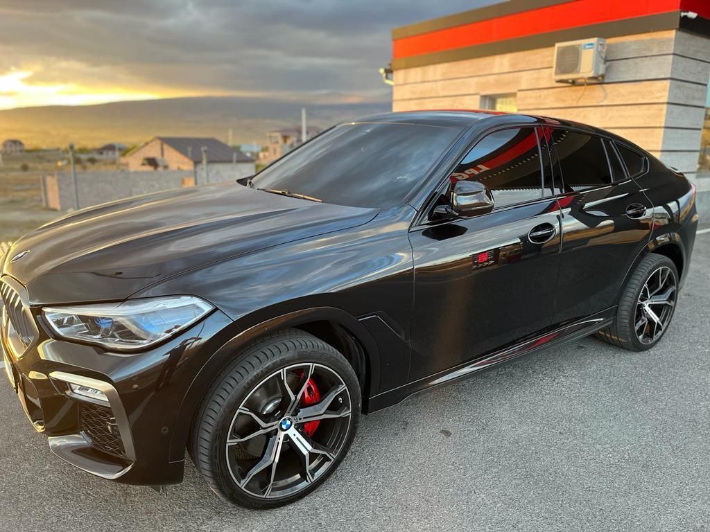 BMW X6: фото владельца
