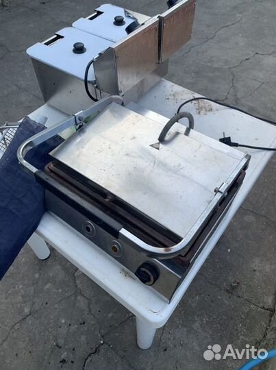 Гриль фритюрница