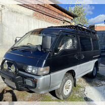 Mitsubishi Delica 2.5 MT, 1992, 330 000 км, с пробегом, цена 830 000 руб.