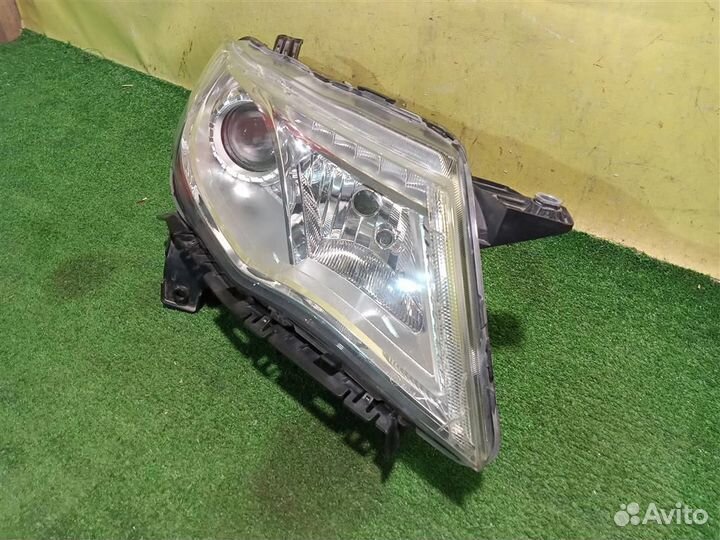 Фара правая Geely Atlas 2016