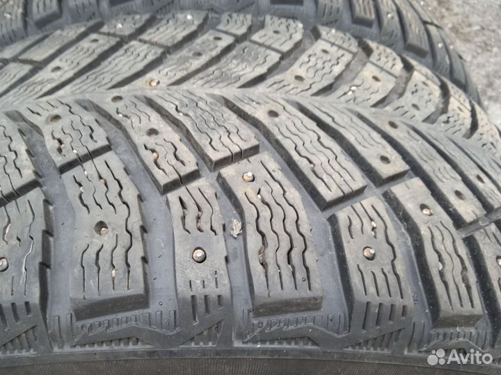 Michelin X-Ice North 4 235/45 R18 98T