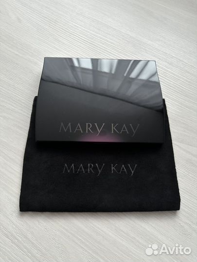 Большой Футляр с Чехлом Mary Kay