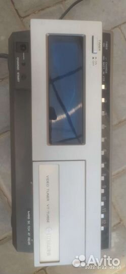 Видеотюнер Hitachi VT-TU65E