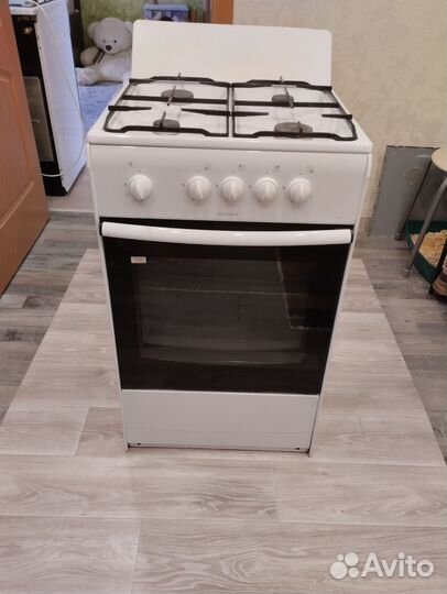 Плита газовая 2019-го года с документами