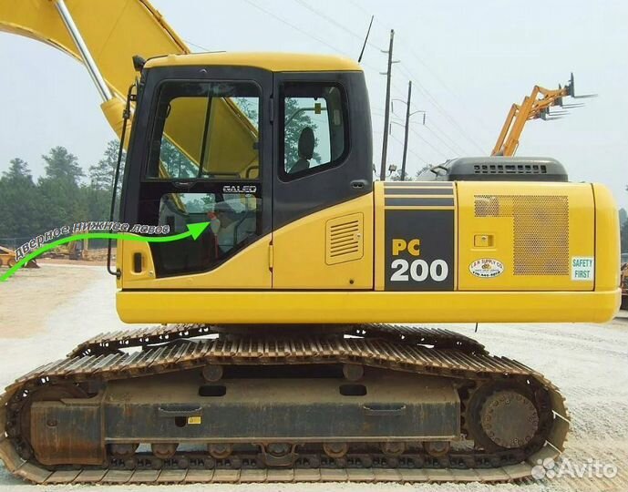 Стекло на Экскаватор Komatsu PC200 7серия