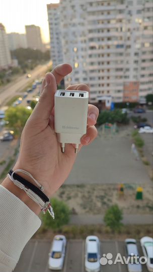 Быстрое зарядное устройство для смартфонов