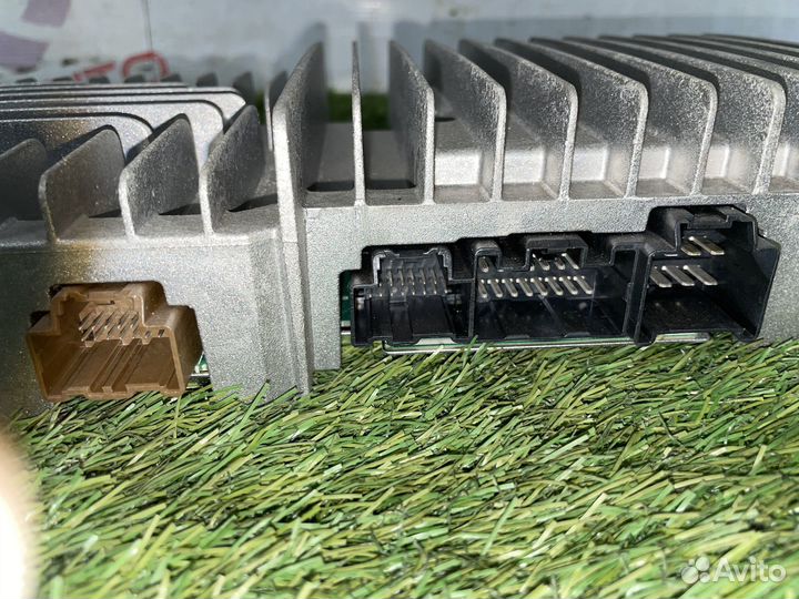 Усилитель акустической системы bose на Cadillac Es