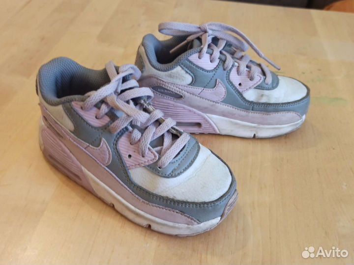 Кроссовки для девочки nike