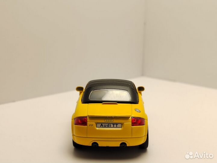 Audi TT cararama 1/43
