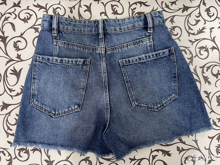 Шорты женские