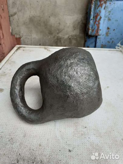 Торговая гиря Царская 0,5 пуда чугунная
