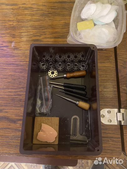 Швейная машина LADA (Чехословакия)