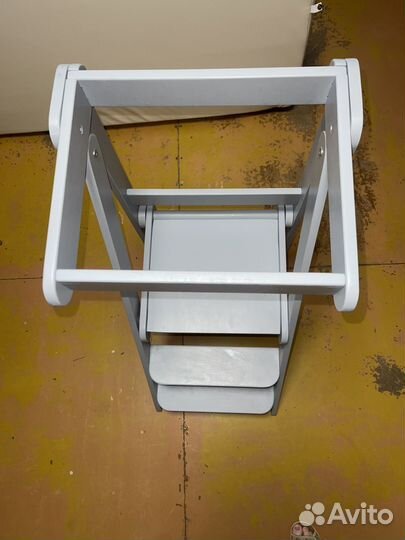 Башня помощника монтессори