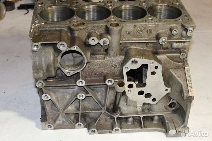 Блок цилиндров audi a4