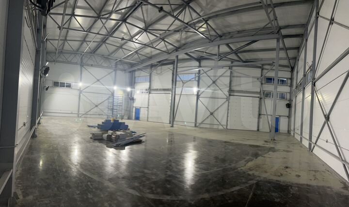 Склад, 548 м²