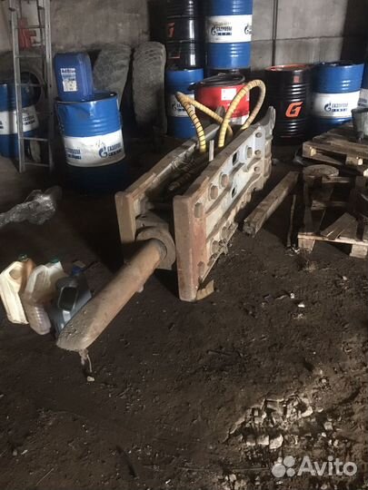 Гидромолот PB 300H