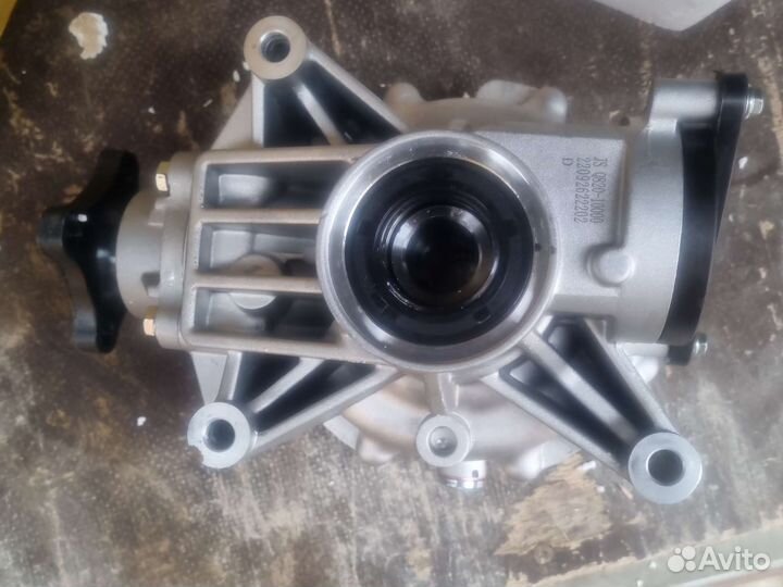 Задний редуктор cforce 600