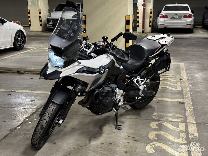 BMW F750GS
