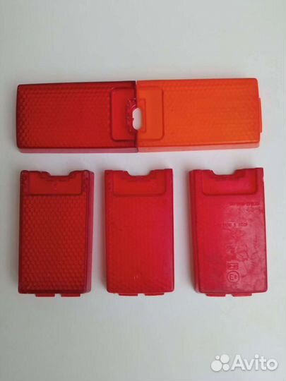 Рассеиватели задних фонарей ваз 21011