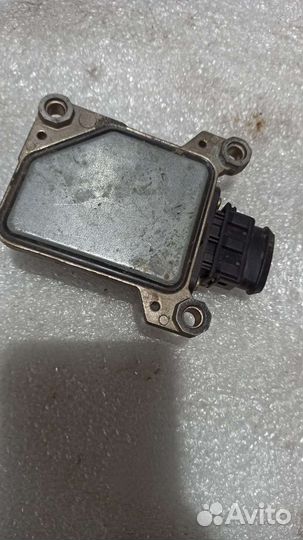 Датчик ускорения Audi a8 d2