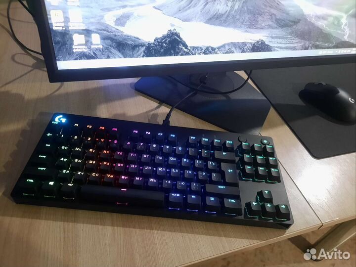Клавиатура Logitech G PRO