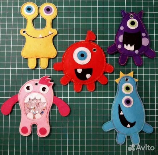 Брелок на сумку из фетра 