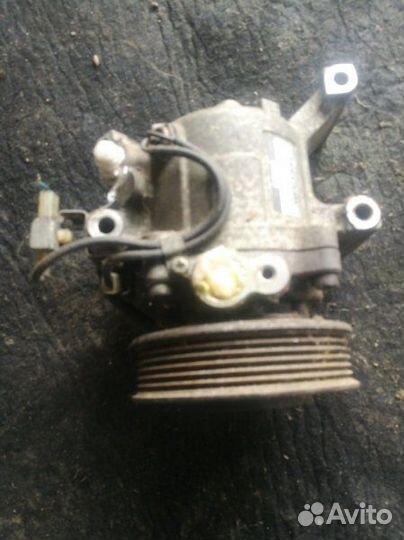 Компрессор кондиционера Toyota Passo KGC15 1krfe