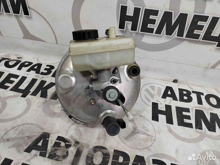 Вакуумный усилитель тормозов Mercedes W220