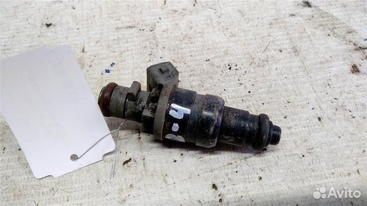 Форсунка инжекторная электрическая mersedesbenz W