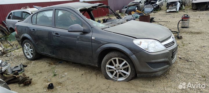Опель Астра Н Седан 1.6z16xer(В разборе)
