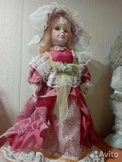 Кукла фарфоровая большая
