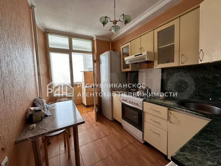 3-к. квартира, 76 м², 4/12 эт.