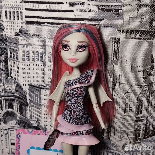 Кукла Монстер Хай Рошель Гоил