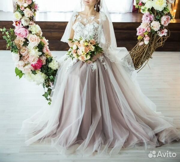 Свадебное платье 46