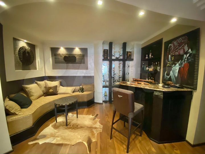 5-к. квартира, 240 м², 2/13 эт.